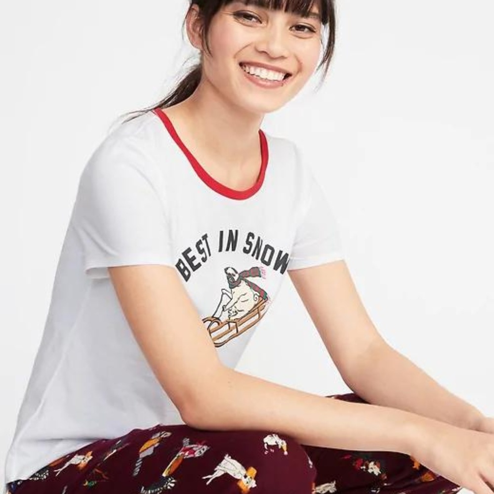 Old Navy EveryWear Holiday-Graphic Tee for Women - Picture 6 of 6